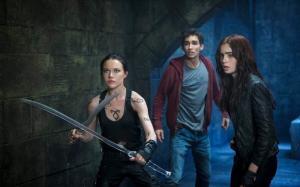 The Mortal Instruments-City-of-Bones-Image-01