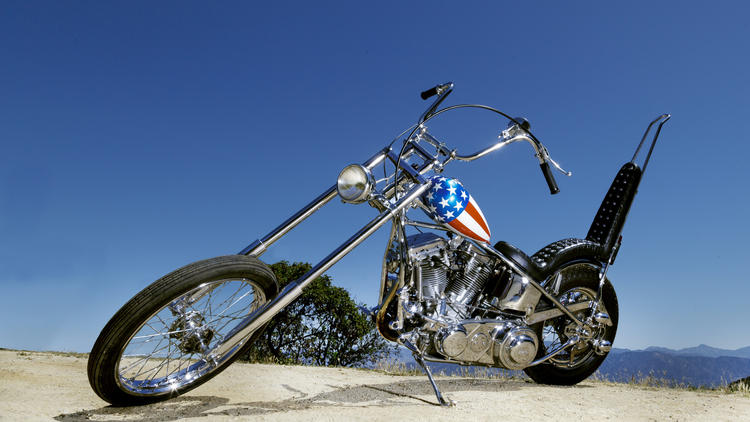 la-fi-hy-easy-rider-motorcycle-headed-to-aucti-001